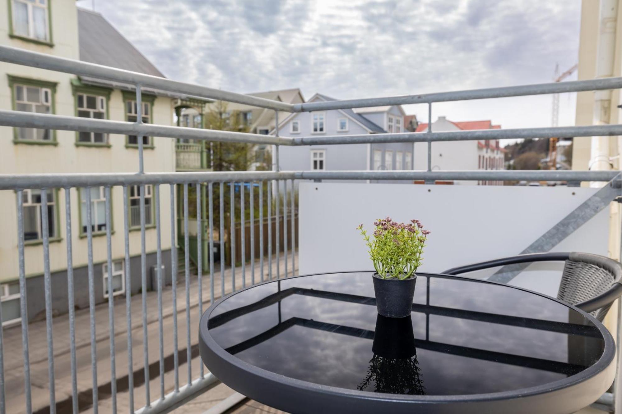 Charming Deluxe Apartment Акурейри Номер фото